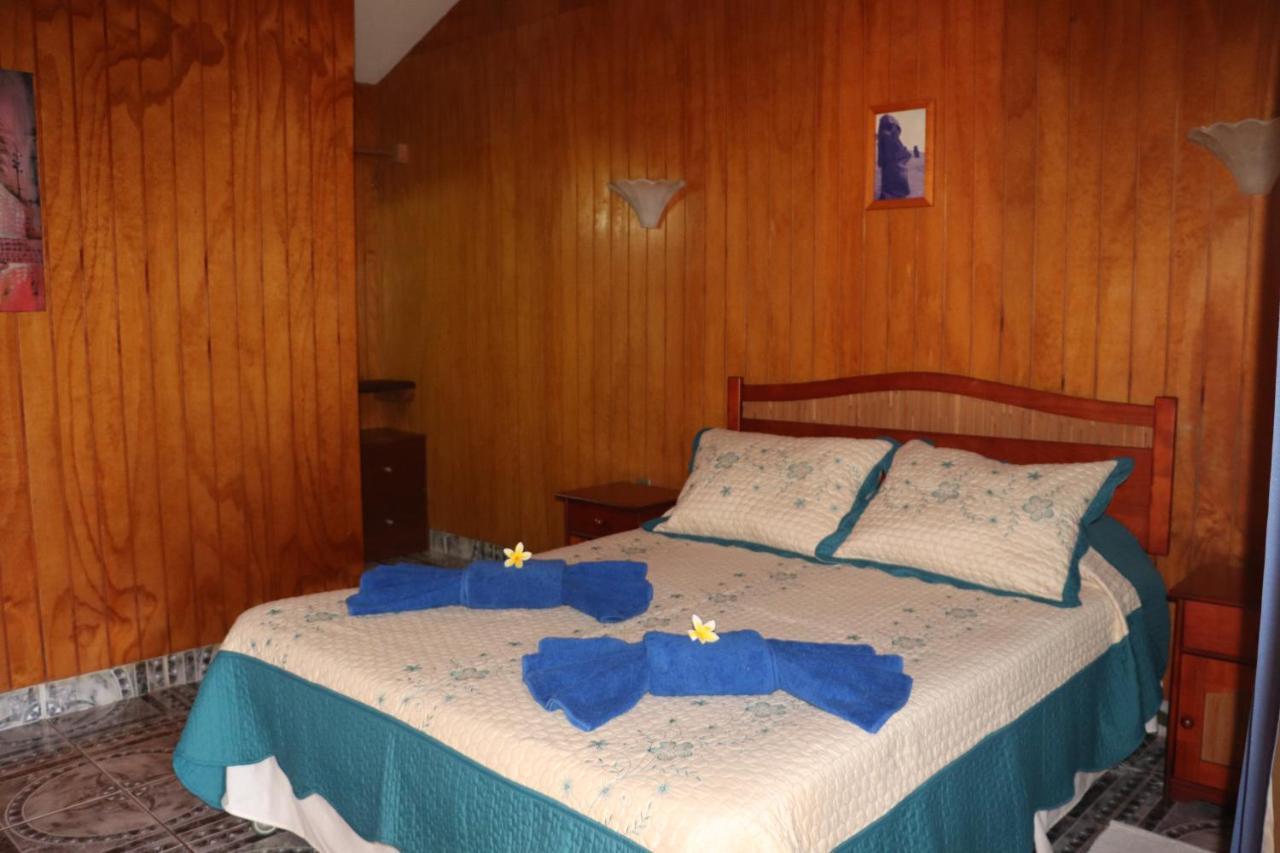 Hostal Avareipua Ханга-Роа Экстерьер фото